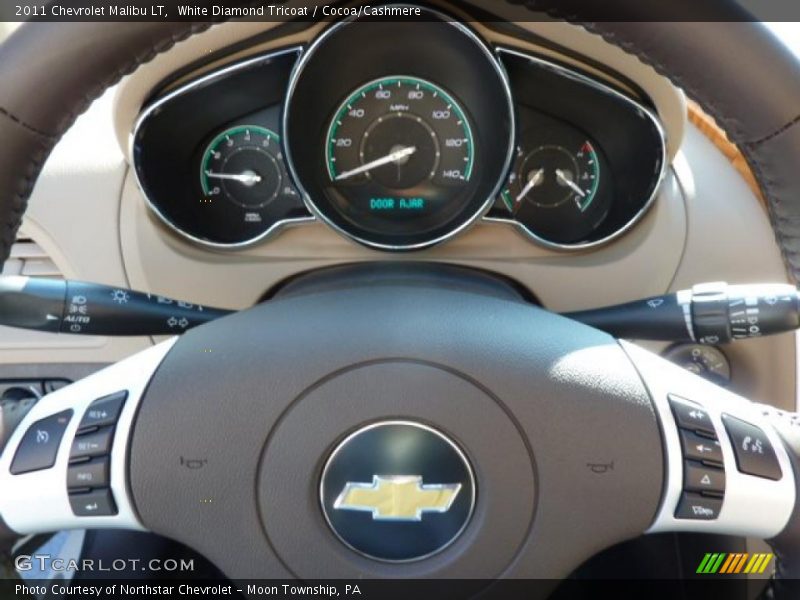 Controls of 2011 Malibu LT