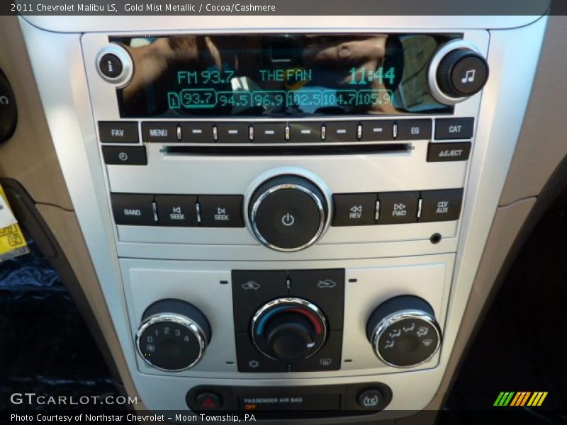 Gold Mist Metallic / Cocoa/Cashmere 2011 Chevrolet Malibu LS
