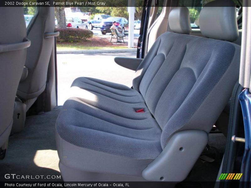  2002 Caravan SE Mist Gray Interior