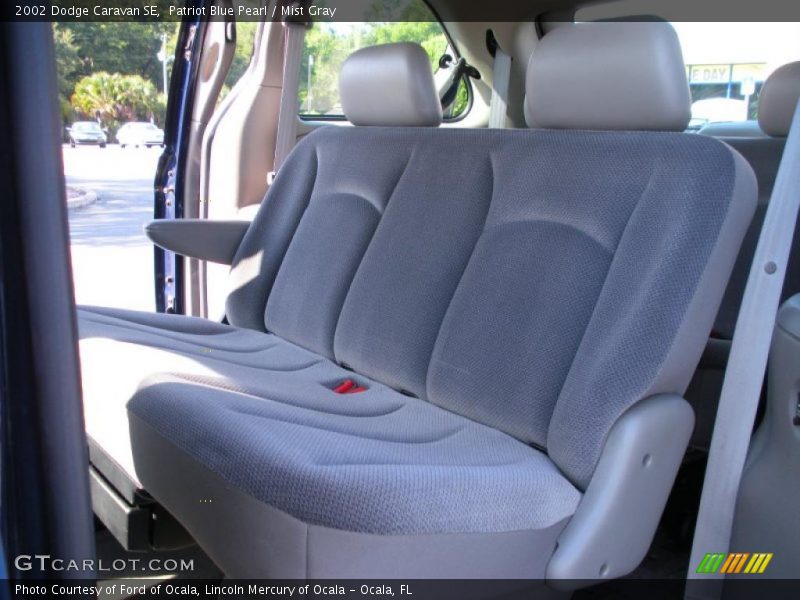  2002 Caravan SE Mist Gray Interior