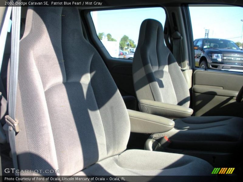  2002 Caravan SE Mist Gray Interior