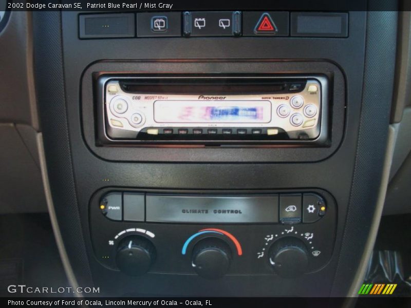 Controls of 2002 Caravan SE