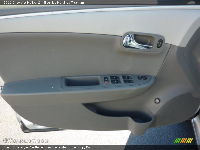 Silver Ice Metallic / Titanium 2011 Chevrolet Malibu LS