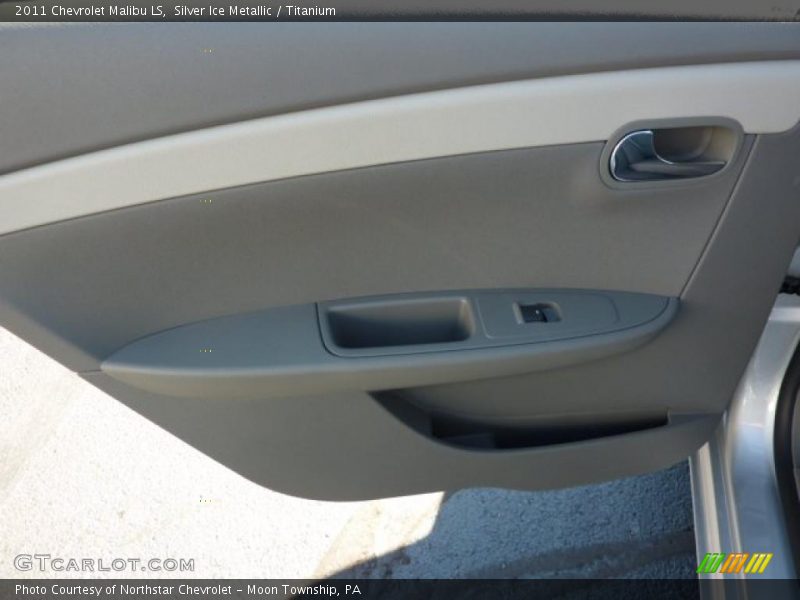 Silver Ice Metallic / Titanium 2011 Chevrolet Malibu LS