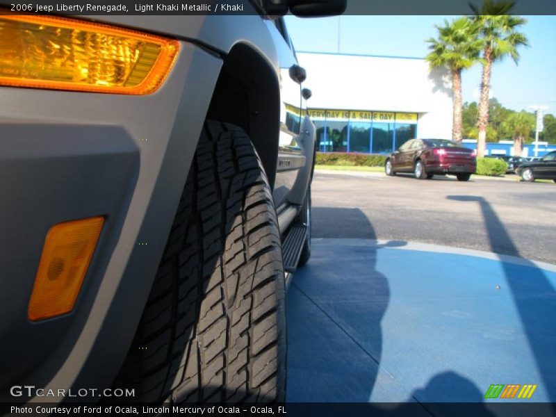 Light Khaki Metallic / Khaki 2006 Jeep Liberty Renegade