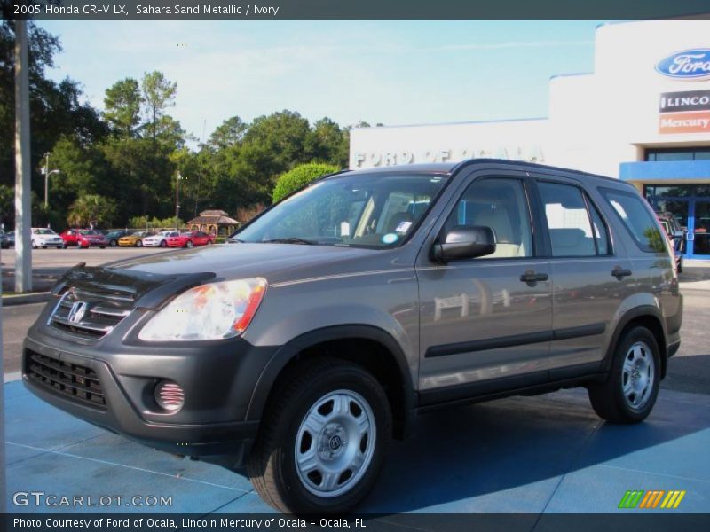 Sahara Sand Metallic / Ivory 2005 Honda CR-V LX