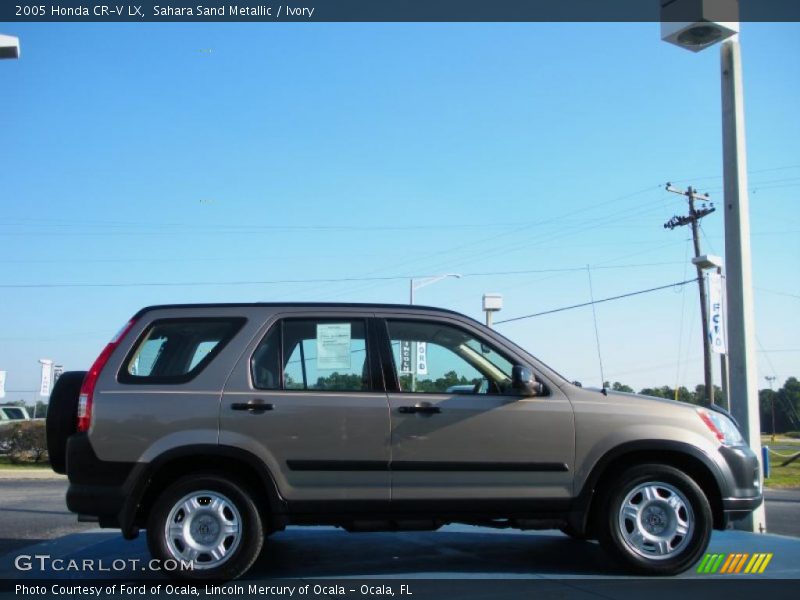 Sahara Sand Metallic / Ivory 2005 Honda CR-V LX