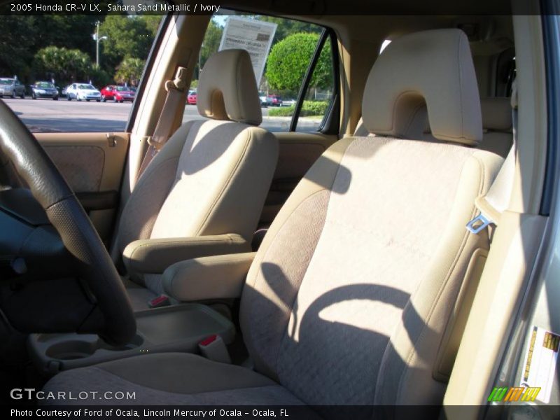 Sahara Sand Metallic / Ivory 2005 Honda CR-V LX