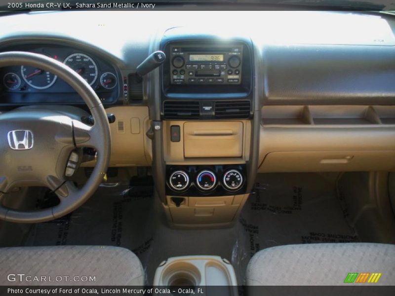 Dashboard of 2005 CR-V LX