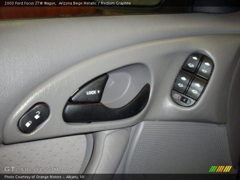 Controls of 2003 Focus ZTW Wagon