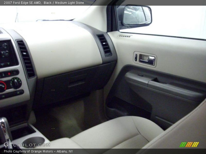 Black / Medium Light Stone 2007 Ford Edge SE AWD