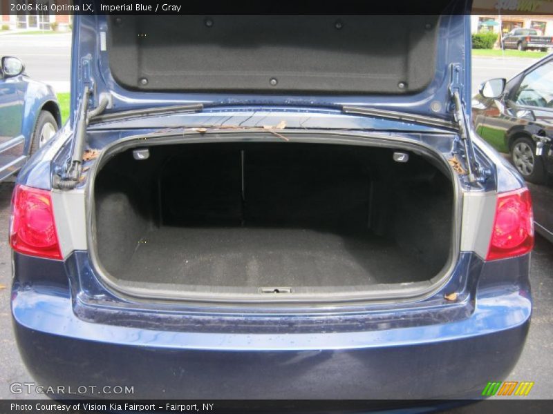  2006 Optima LX Trunk