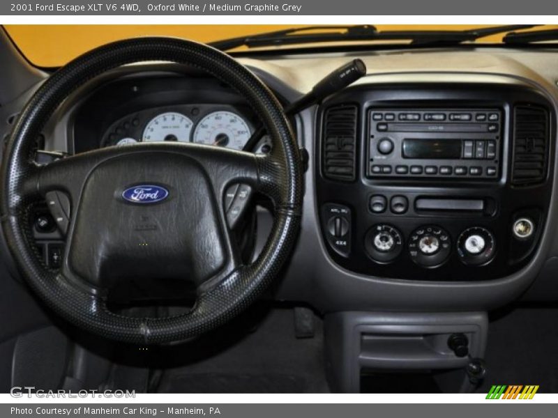 Dashboard of 2001 Escape XLT V6 4WD