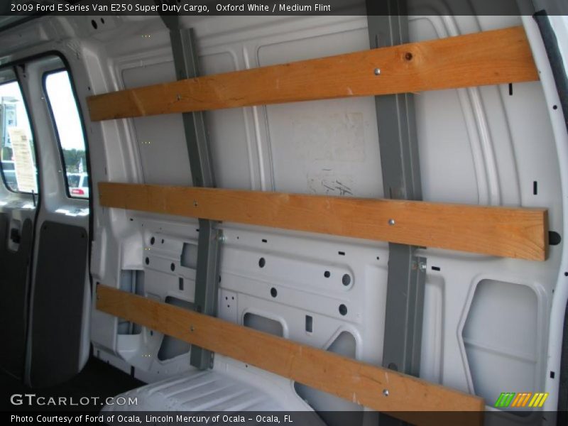 Oxford White / Medium Flint 2009 Ford E Series Van E250 Super Duty Cargo