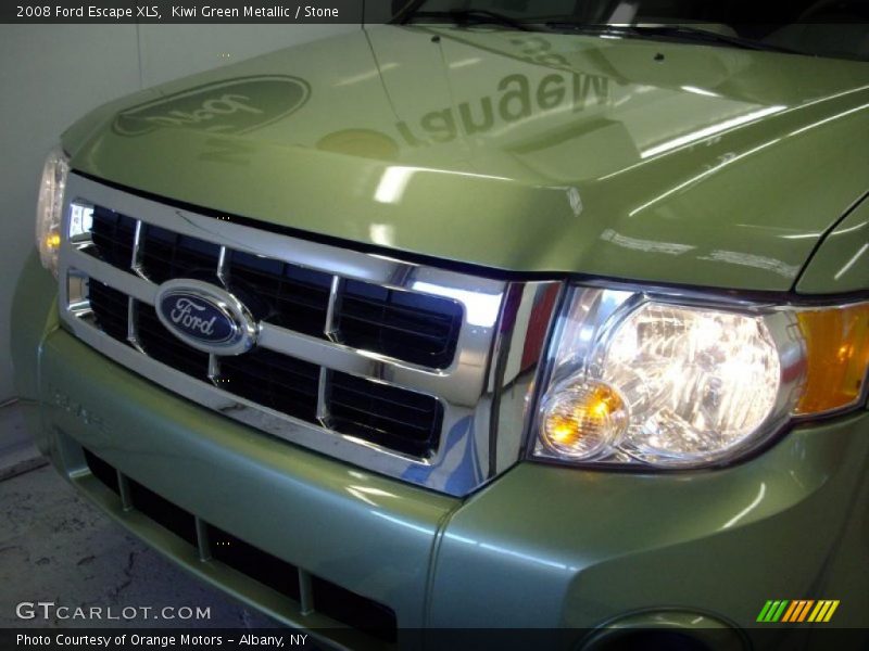 Kiwi Green Metallic / Stone 2008 Ford Escape XLS