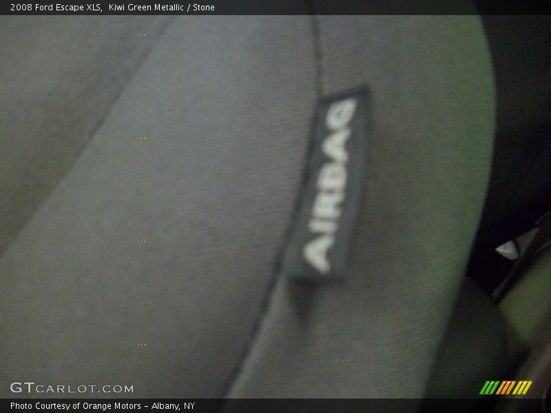 Kiwi Green Metallic / Stone 2008 Ford Escape XLS