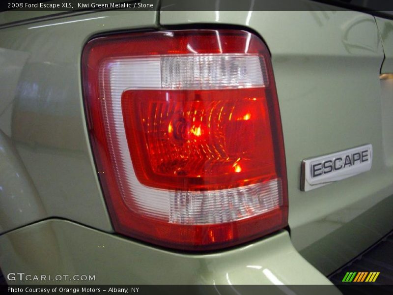 Kiwi Green Metallic / Stone 2008 Ford Escape XLS