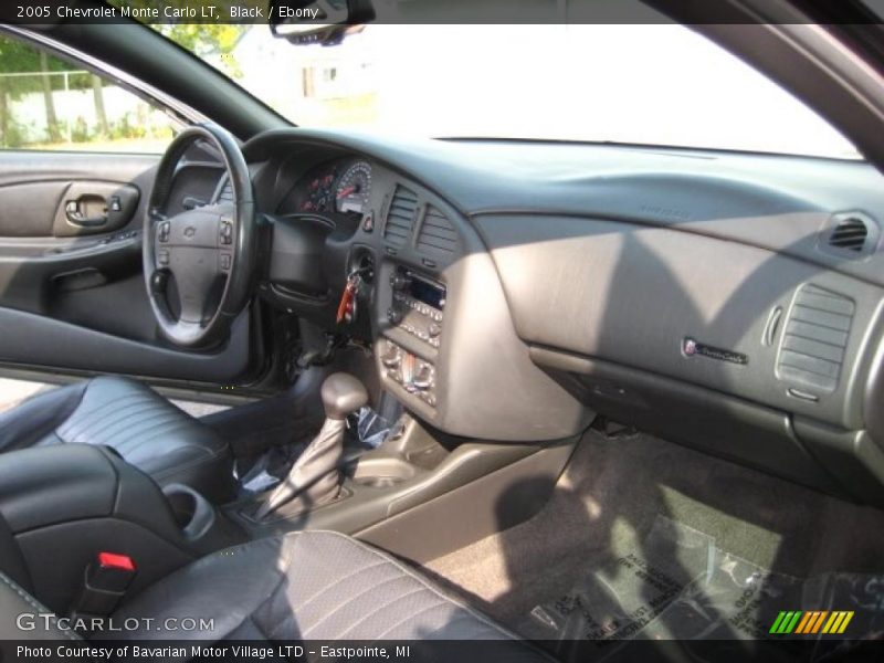  2005 Monte Carlo LT Ebony Interior