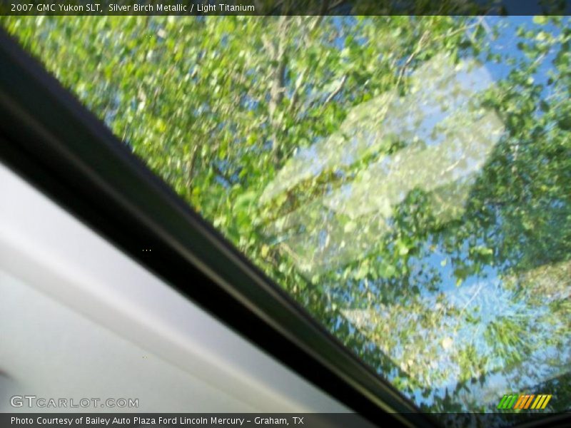 Silver Birch Metallic / Light Titanium 2007 GMC Yukon SLT