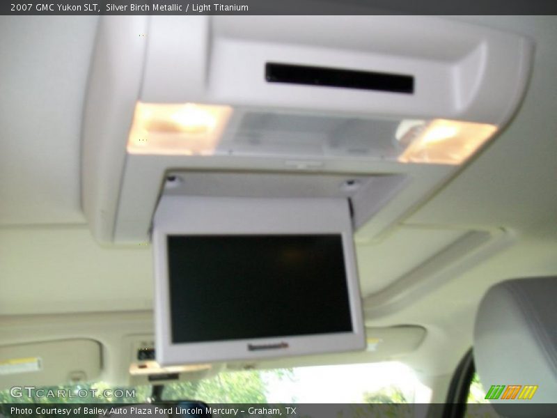 Silver Birch Metallic / Light Titanium 2007 GMC Yukon SLT
