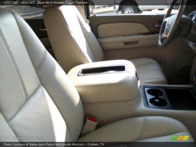 Silver Birch Metallic / Light Titanium 2007 GMC Yukon SLT