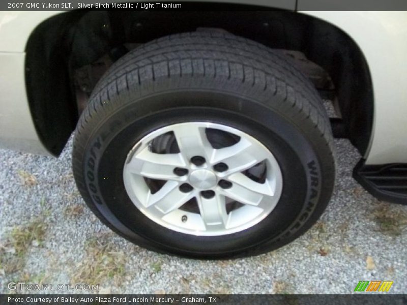 Silver Birch Metallic / Light Titanium 2007 GMC Yukon SLT