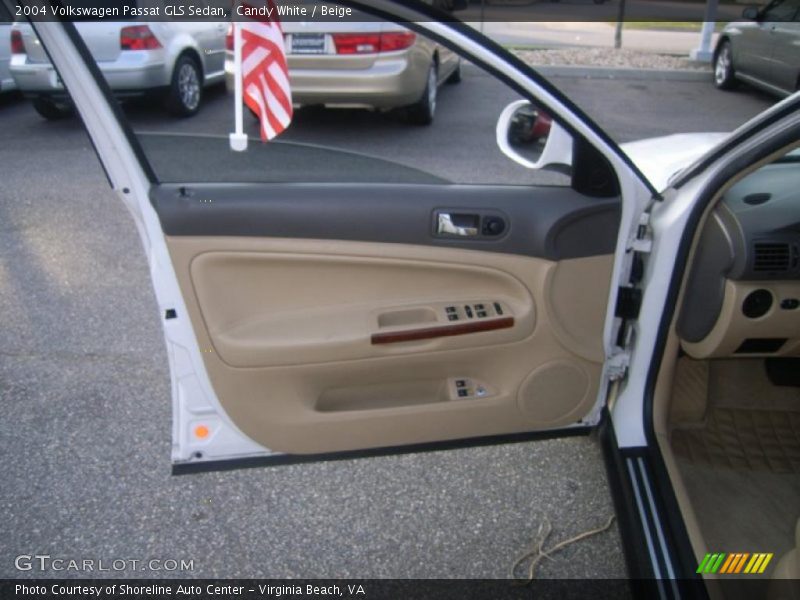 Candy White / Beige 2004 Volkswagen Passat GLS Sedan