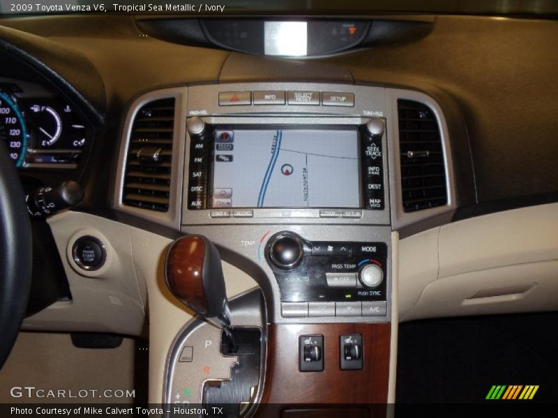 Tropical Sea Metallic / Ivory 2009 Toyota Venza V6