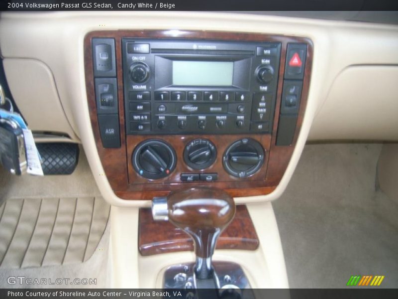 Candy White / Beige 2004 Volkswagen Passat GLS Sedan