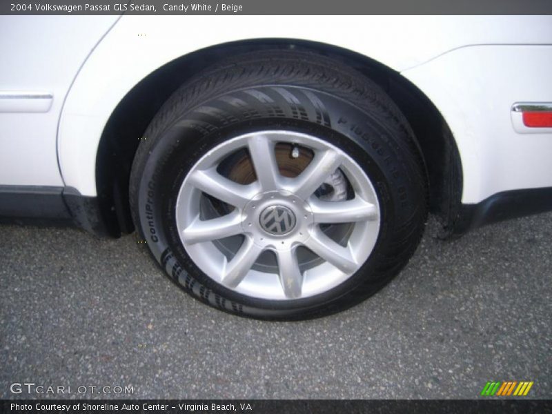 Candy White / Beige 2004 Volkswagen Passat GLS Sedan