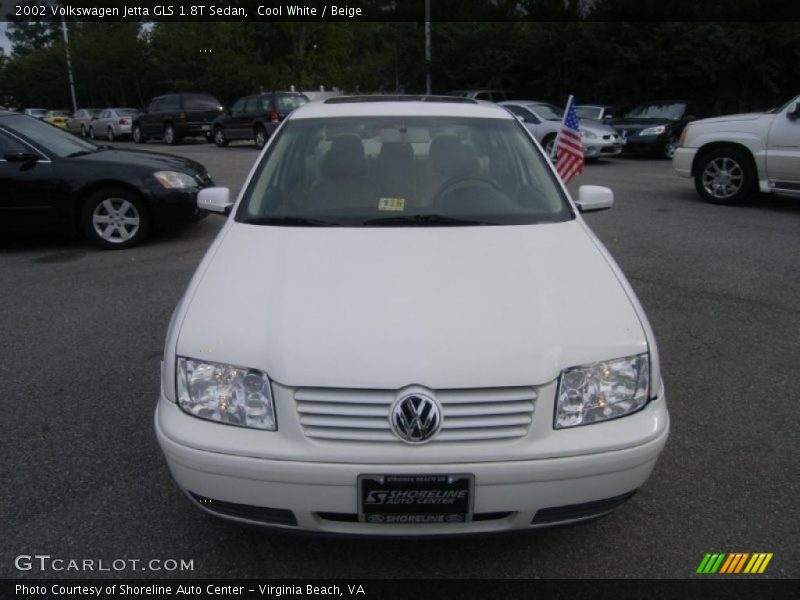 Cool White / Beige 2002 Volkswagen Jetta GLS 1.8T Sedan
