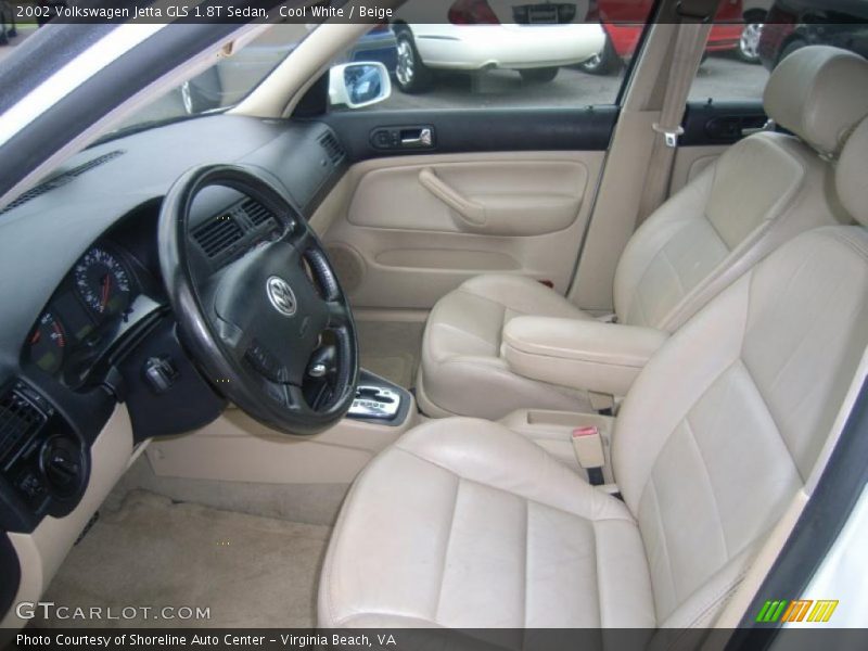 Cool White / Beige 2002 Volkswagen Jetta GLS 1.8T Sedan