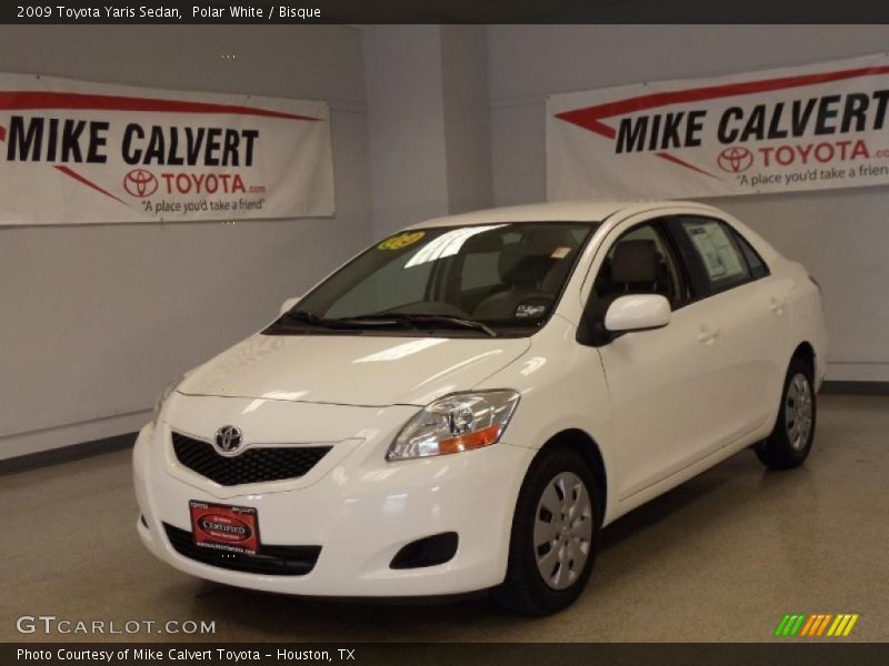 Polar White / Bisque 2009 Toyota Yaris Sedan