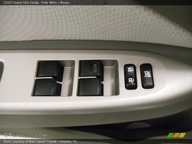 Polar White / Bisque 2009 Toyota Yaris Sedan