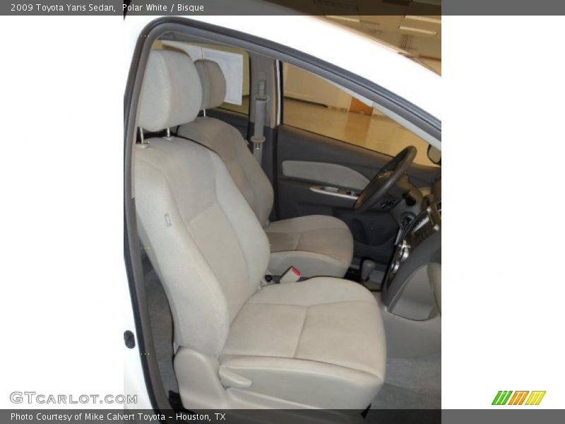 Polar White / Bisque 2009 Toyota Yaris Sedan