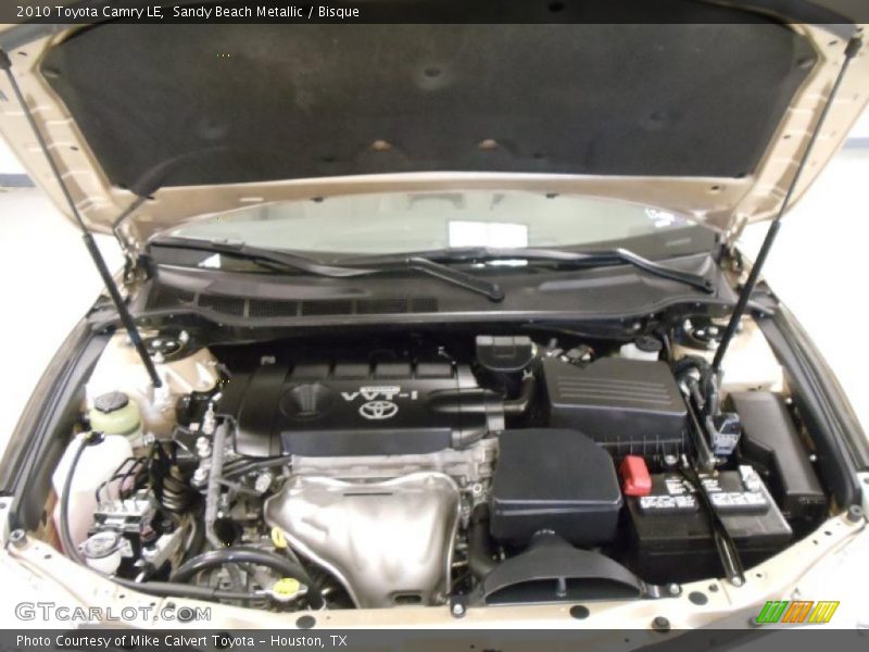 Sandy Beach Metallic / Bisque 2010 Toyota Camry LE