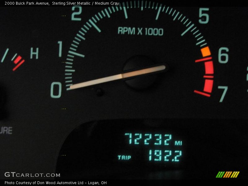 Sterling Silver Metallic / Medium Gray 2000 Buick Park Avenue