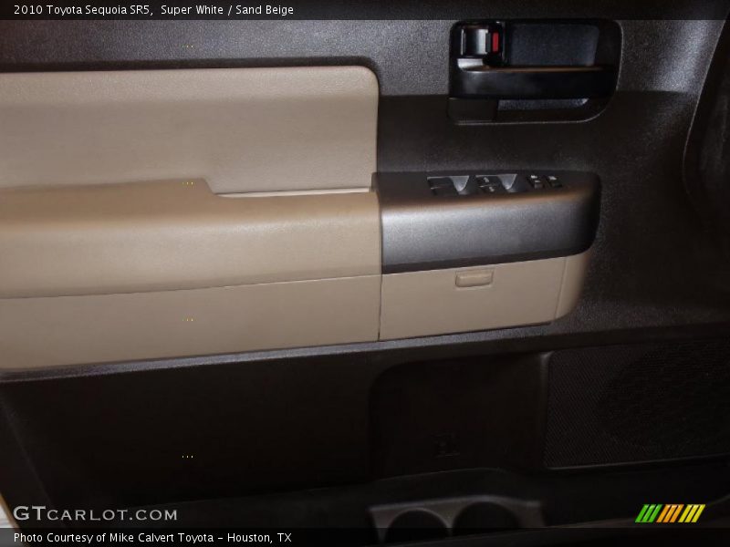 Super White / Sand Beige 2010 Toyota Sequoia SR5