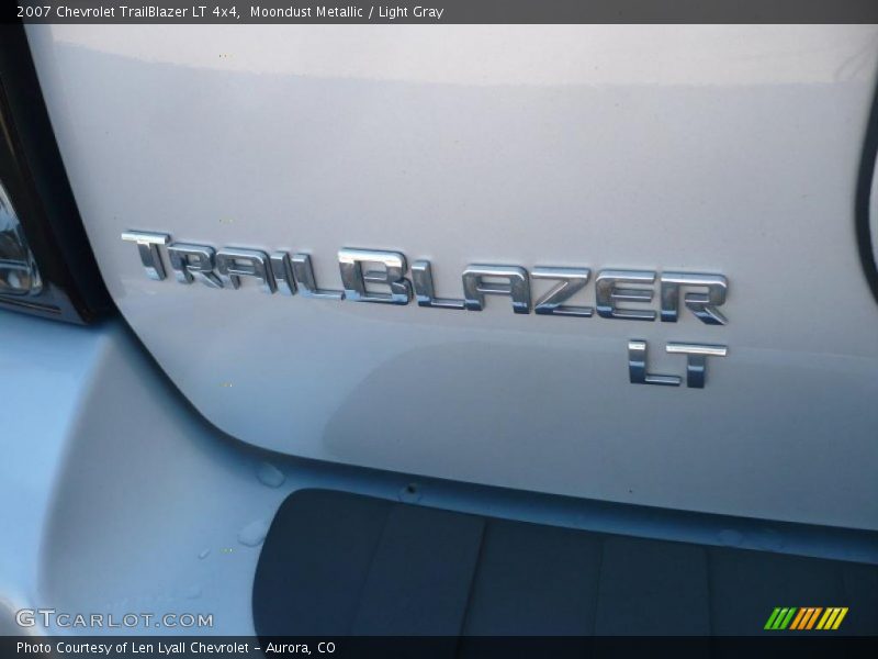 Moondust Metallic / Light Gray 2007 Chevrolet TrailBlazer LT 4x4