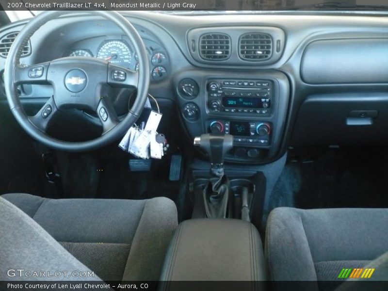 Moondust Metallic / Light Gray 2007 Chevrolet TrailBlazer LT 4x4