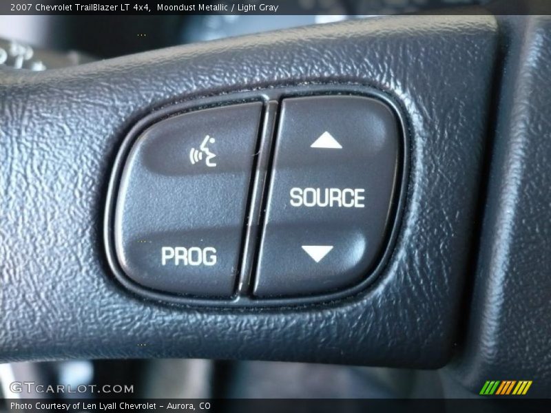 Moondust Metallic / Light Gray 2007 Chevrolet TrailBlazer LT 4x4