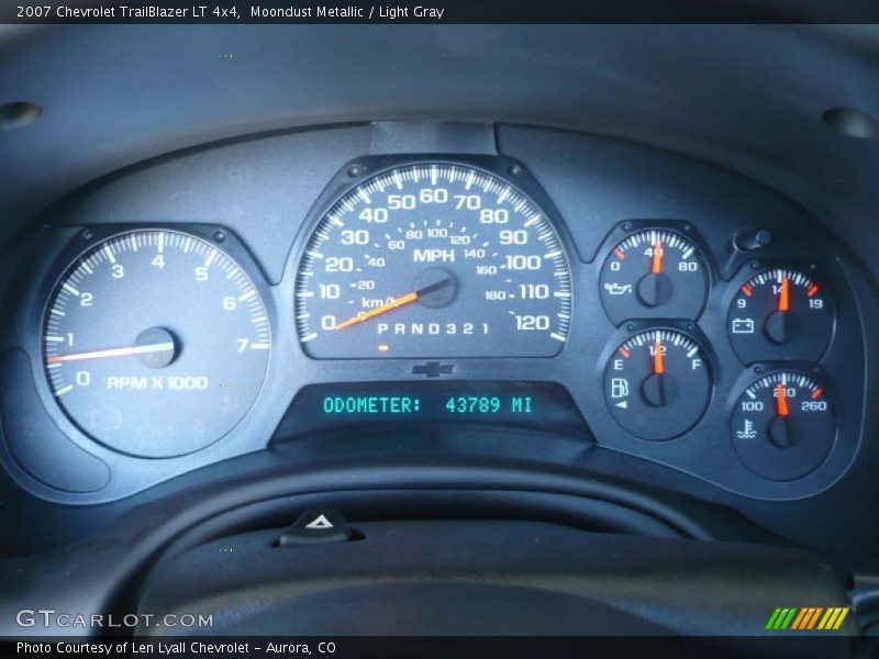 Moondust Metallic / Light Gray 2007 Chevrolet TrailBlazer LT 4x4