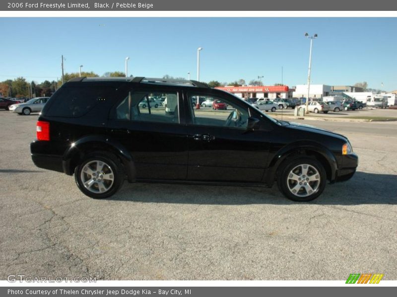 Black / Pebble Beige 2006 Ford Freestyle Limited