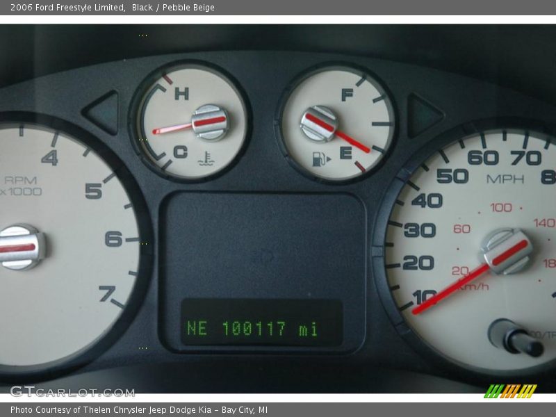 Black / Pebble Beige 2006 Ford Freestyle Limited