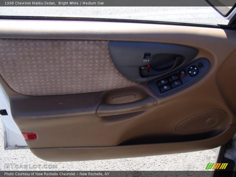  1998 Malibu Sedan Medium Oak Interior