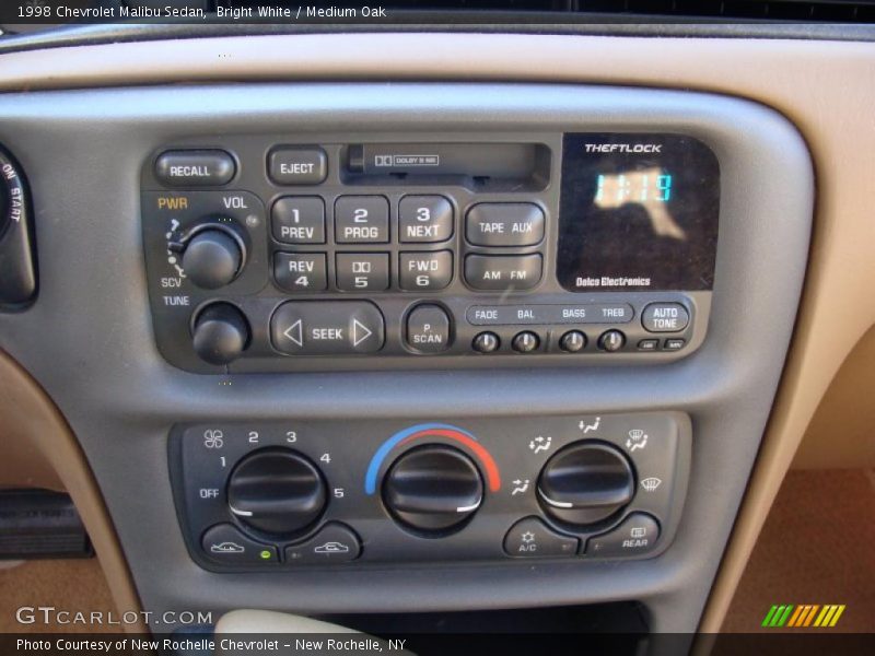 Controls of 1998 Malibu Sedan