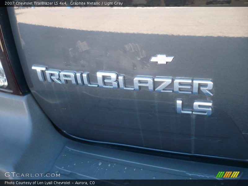 Graphite Metallic / Light Gray 2007 Chevrolet TrailBlazer LS 4x4