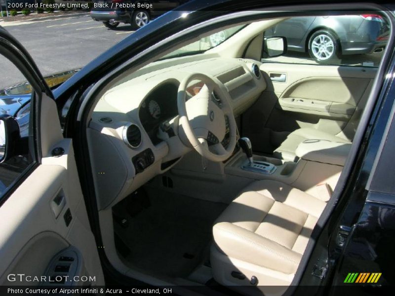  2006 Freestyle Limited Pebble Beige Interior