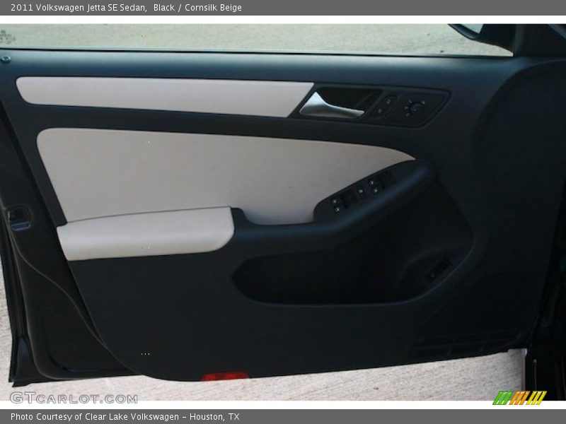 Black / Cornsilk Beige 2011 Volkswagen Jetta SE Sedan