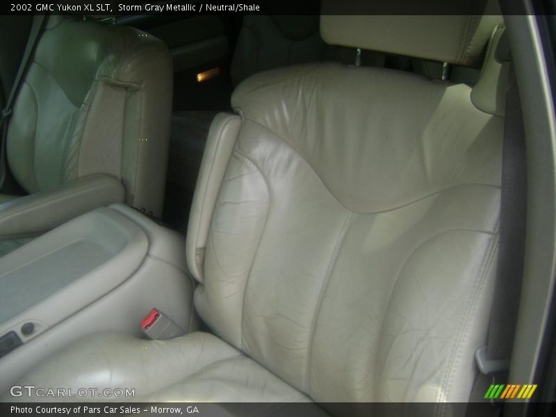 Storm Gray Metallic / Neutral/Shale 2002 GMC Yukon XL SLT
